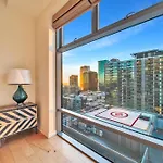 Stylish 2Br In Downtown La With City Views