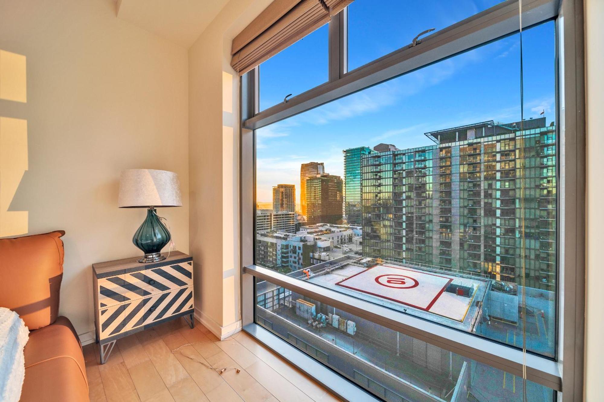 Stylish 2br In Downtown La With Views Apartamento